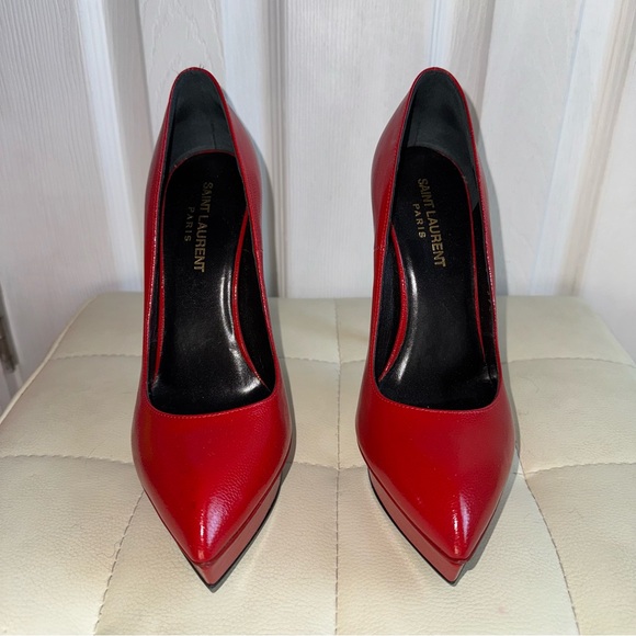 YVES SAINT LAURENT Red Pebbled Leather Janis Pumps - Picture 2 of 12